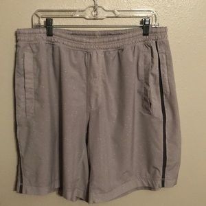 Lululemon pace breaker short- XL
